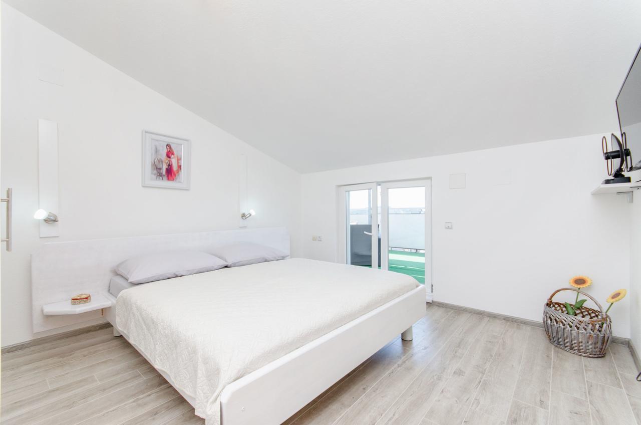 Apartment Ljubica Okrug Gornji Extérieur photo